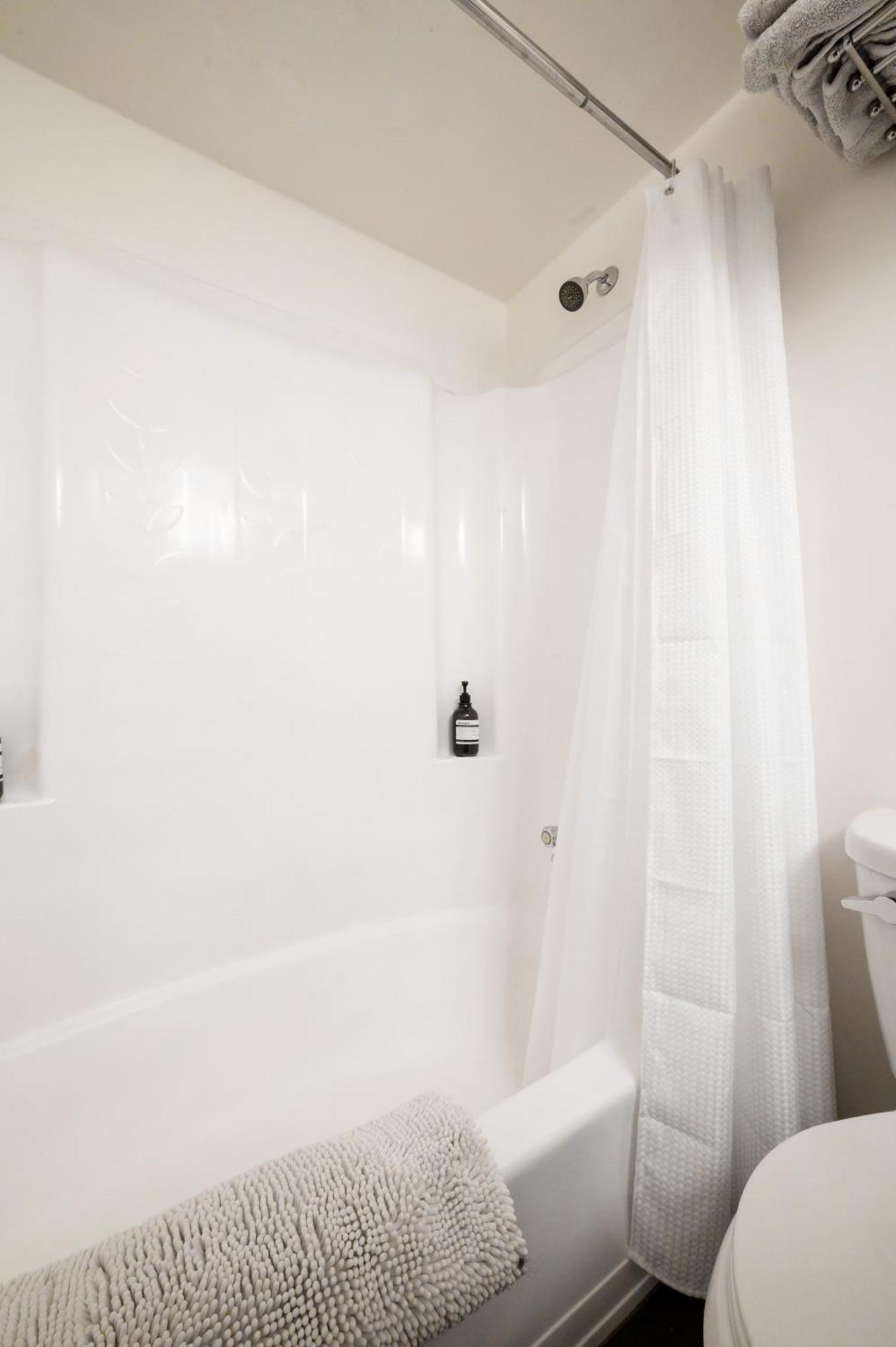 Creekside Oasis 4 Beds Pool And Hot Tub Whistler Exterior foto